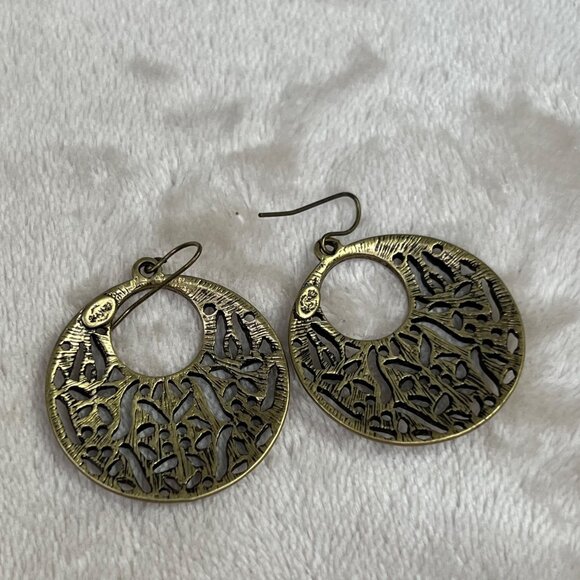 Vintage Premier Designs Dangle Earrings Brass Metal Perforated Boho - Picture 4 of 5
